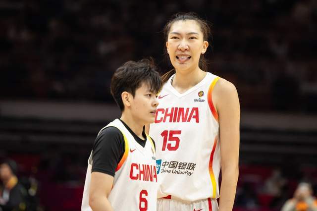 NineGames-叫板宫鲁鸣？前女篮队长真敢说，不满长期封闭集训，调侃没有生活